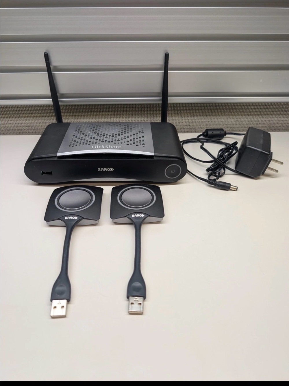 Barco Uniforms ClickShare Wireless Presentation System - Black and Silver